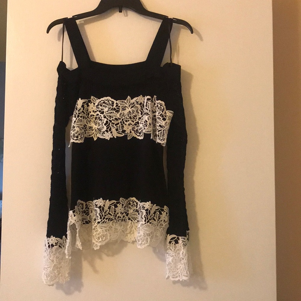 Women’s sweater